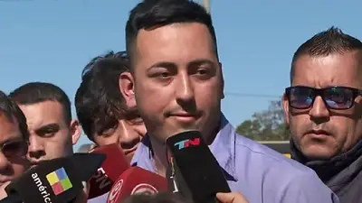 Roban a dos colectiveros en Isidro Casanova y paran siete líneas Roban a dos colectiveros en Isidro Casanova y paran siete líneas