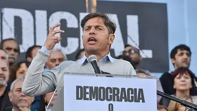 Elecciones 2023: junto a Wado, Kicillof prometió "romper la proscripción" de CFK en un acto frente a Tribunales Elecciones 2023: junto a Wado, Kicillof prometió "romper la proscripción" de CFK en un acto frente a Tribunales
