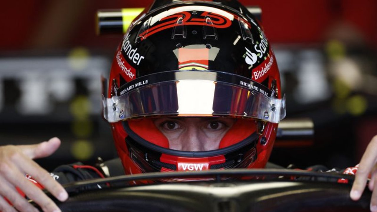 Los comisarios de la F1 descartan revisar la sanción a Carlos Sainz en Melbourne