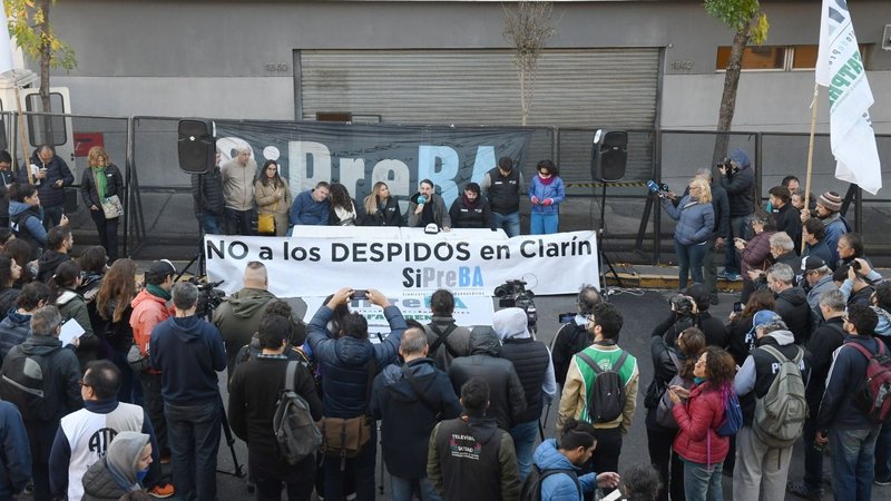 Empleada de Clarín: "Es la segunda vez que me echan, somos un número"