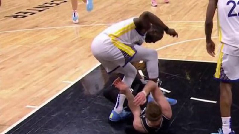 NBA, Draymond Green, Domantas Sabonis, Golden State Warriors, Sacramento Kings.