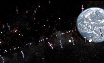 La contaminación en órbita: qué es la basura espacial y qué peligros conlleva | Tecnología