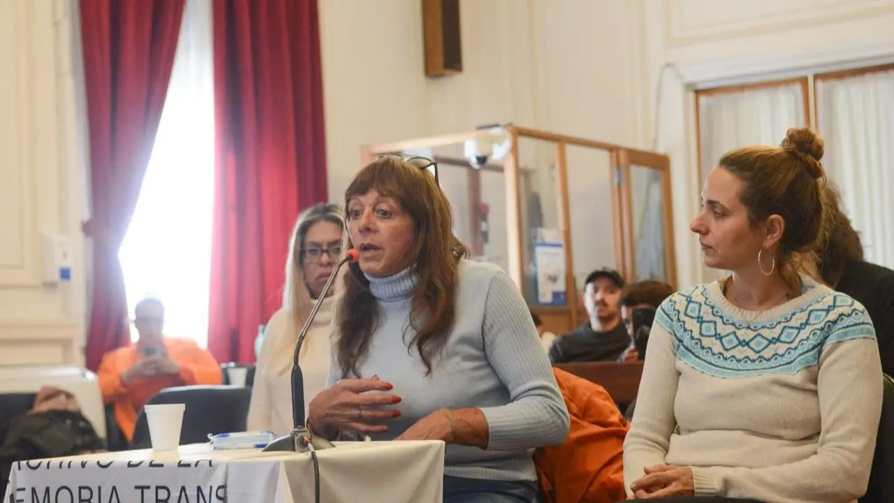 "Para ellos, éramos monstruos": El histórico juicio que da voz a las sobrevivientes travesti trans