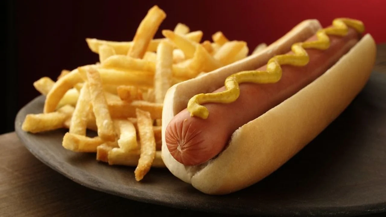 pan, salchicha, panchos, hot dogs