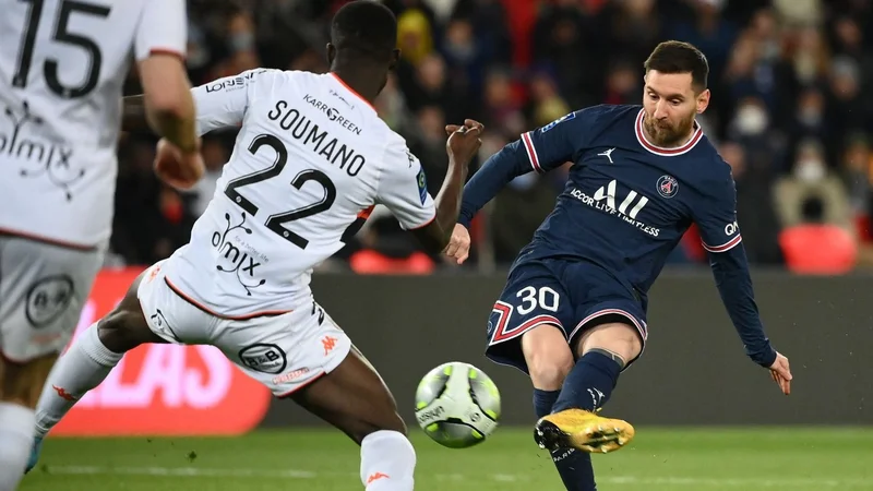 Messi contra el Lorient
