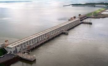 Renuncias masivas y nuevas autoridades: Milei activó un recambio exprés en Yacyretá | Energía