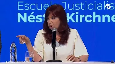 CFK a Morales: "Hágase cargo y pare con la locura represiva" CFK a Morales: "Hágase cargo y pare con la locura represiva"