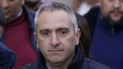 Larroque: “El Presidente viajó más veces al exterior que a las provincias argentinas” Larroque: “El Presidente viajó más veces al exterior que a las provincias argentinas”