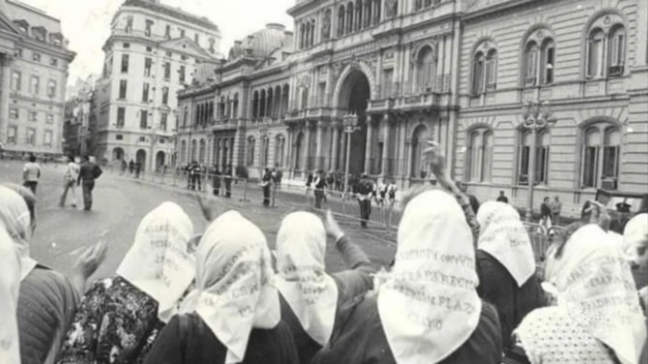 A 46 años de la primera ronda de las Madres: "Símbolo de amor y resistencia"