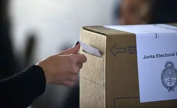 Informe de la UBA: el "electorado a disputar" para las elecciones 2027 llega al 44% | Elecciones 2027