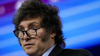 Milei acusa de "adoctrinamiento" en la UBA y lanzó insultos en las redes: "Hipócritas” Milei acusa de "adoctrinamiento" en la UBA y lanzó insultos en las redes: "Hipócritas”