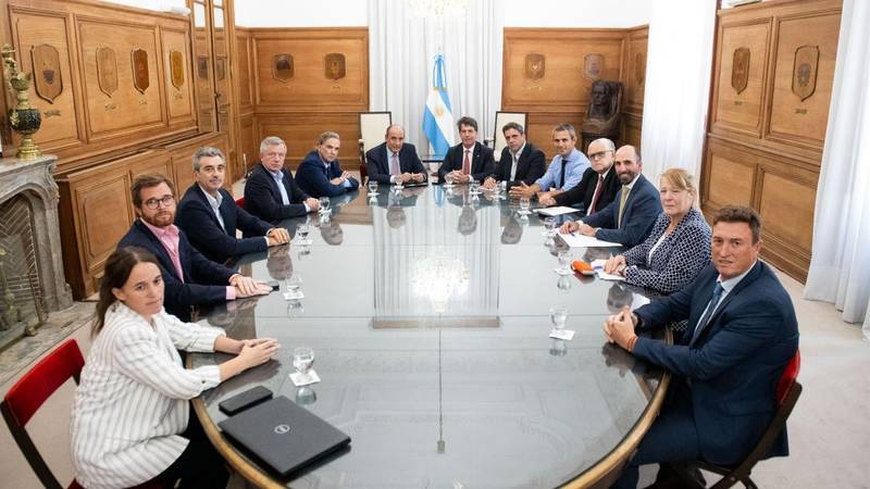 El Gobierno insistirá en Diputados con volver a la redacción original de la Ley Bases