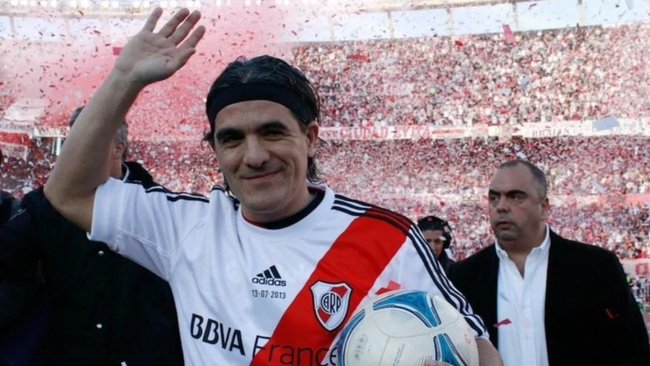 Ariel Burrito Ortega, estadio Monumental, River, deportes, Lito Costa Febre