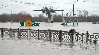 Rusia y Kazajistán evacuan a más de 100.000 personas en medio de peores inundaciones en décadas