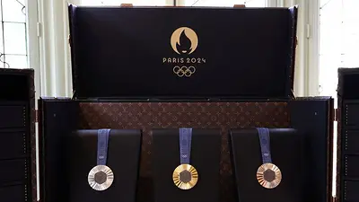 Los campeones olímpicos de atletismo ganarán 50.000 dólares, poniendo fin a tradición de 128 años Los campeones olímpicos de atletismo ganarán 50.000 dólares, poniendo fin a tradición de 128 años