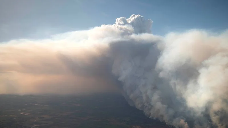 Canadá se arriesga a otra temporada "catastrófica" de incendios, según el Gobierno
