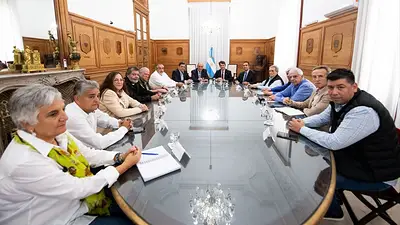 Ley ómnibus, paritarias y reforma laboral: terminó la reunión de la CGT con el Gobierno Ley ómnibus, paritarias y reforma laboral: terminó la reunión de la CGT con el Gobierno