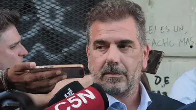 Ritondo profundizó la interna con Bullrich en el PRO: "Que se vayan a La Libertad Avanza" Ritondo profundizó la interna con Bullrich en el PRO: "Que se vayan a La Libertad Avanza"