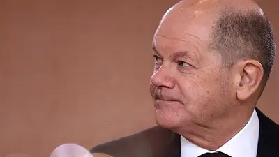 Entre la espada y EEUU: Scholz "reactiva" las relaciones con China Entre la espada y EEUU: Scholz "reactiva" las relaciones con China