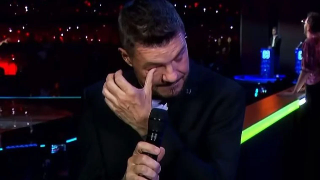 Marcelo Tinelli llorando