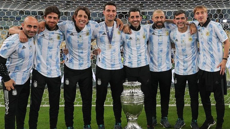 Selección Argentina Lionel Scaloni Roberto Ayala