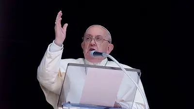 El papa Francisco insta a poner fin a la "espiral de violencia" en Oriente Próximo El papa Francisco insta a poner fin a la "espiral de violencia" en Oriente Próximo