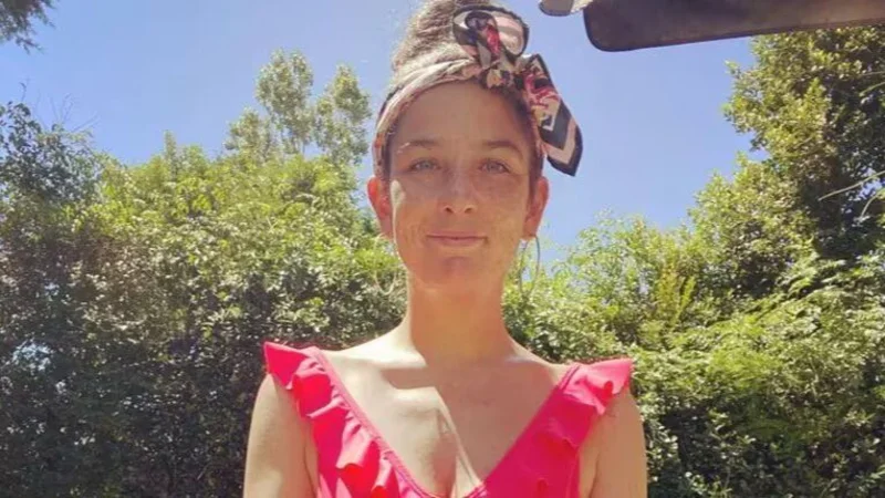 Por qué Juana Repetto camina descalza