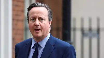 David Cameron insta a Israel a no tomar represalias contra Irán David Cameron insta a Israel a no tomar represalias contra Irán