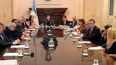 Echan a dos funcionarios del gobierno de Milei por una contratación millonaria irregular Echan a dos funcionarios del gobierno de Milei por una contratación millonaria irregular