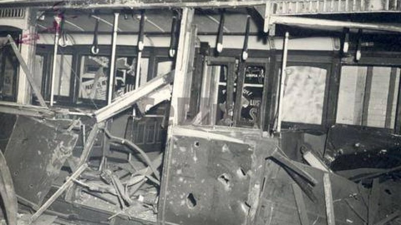 Fotografía que retrata cómo quedó el subte de Buenos Aires tras el atentado de 1953