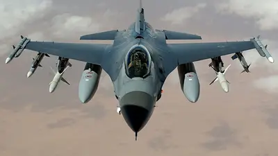 Milei, Javier Milei, F-16, Fuerza Aérea Argentina, Ministerio de Defensa. Milei, Javier Milei, F-16, Fuerza Aérea Argentina, Ministerio de Defensa.