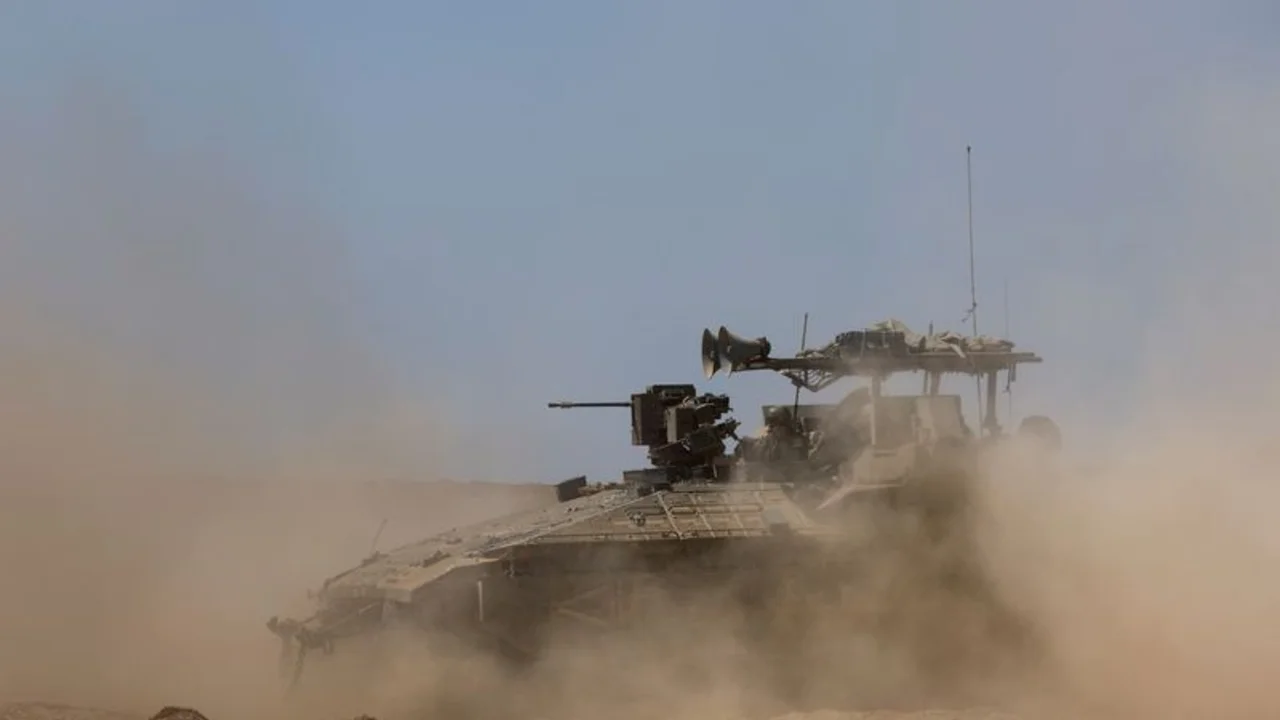 Militares israelíes juran responder al ataque iraní pese a los llamamientos a la moderación