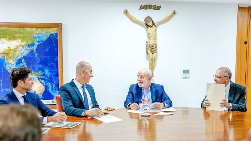 Galperín, un aliado de Milei que anunció un negocio millonario en Brasil 