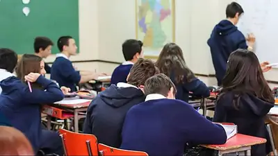 El Gobierno de la Ciudad de Buenos Aires anunció la emisión de vouchers para colegios El Gobierno de la Ciudad de Buenos Aires anunció la emisión de vouchers para colegios