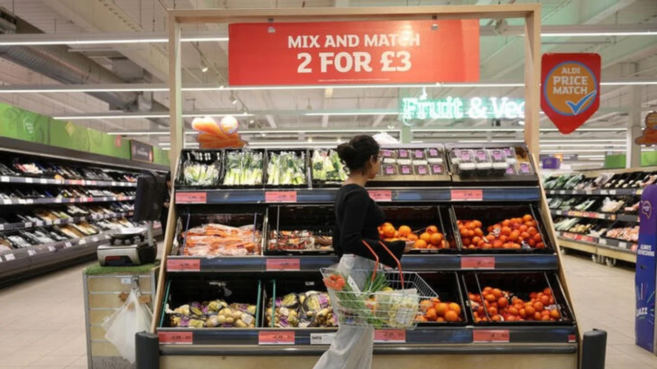 La inflación británica se ralentiza menos de lo previsto, hasta el 3,2% en marzo
