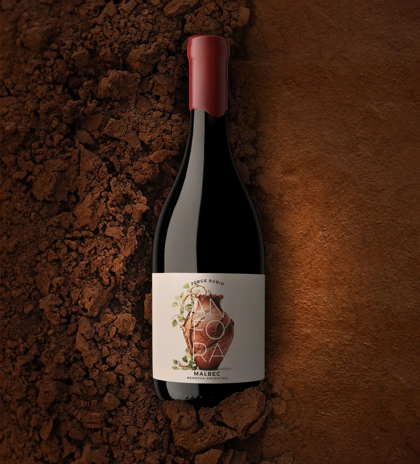 Vino tinto producido por la Bodega Jorge Rubio