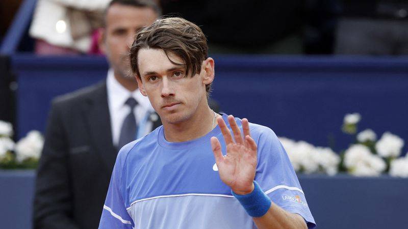 Nadal cae con De Miñaur y queda eliminado en su regreso a Barcelona