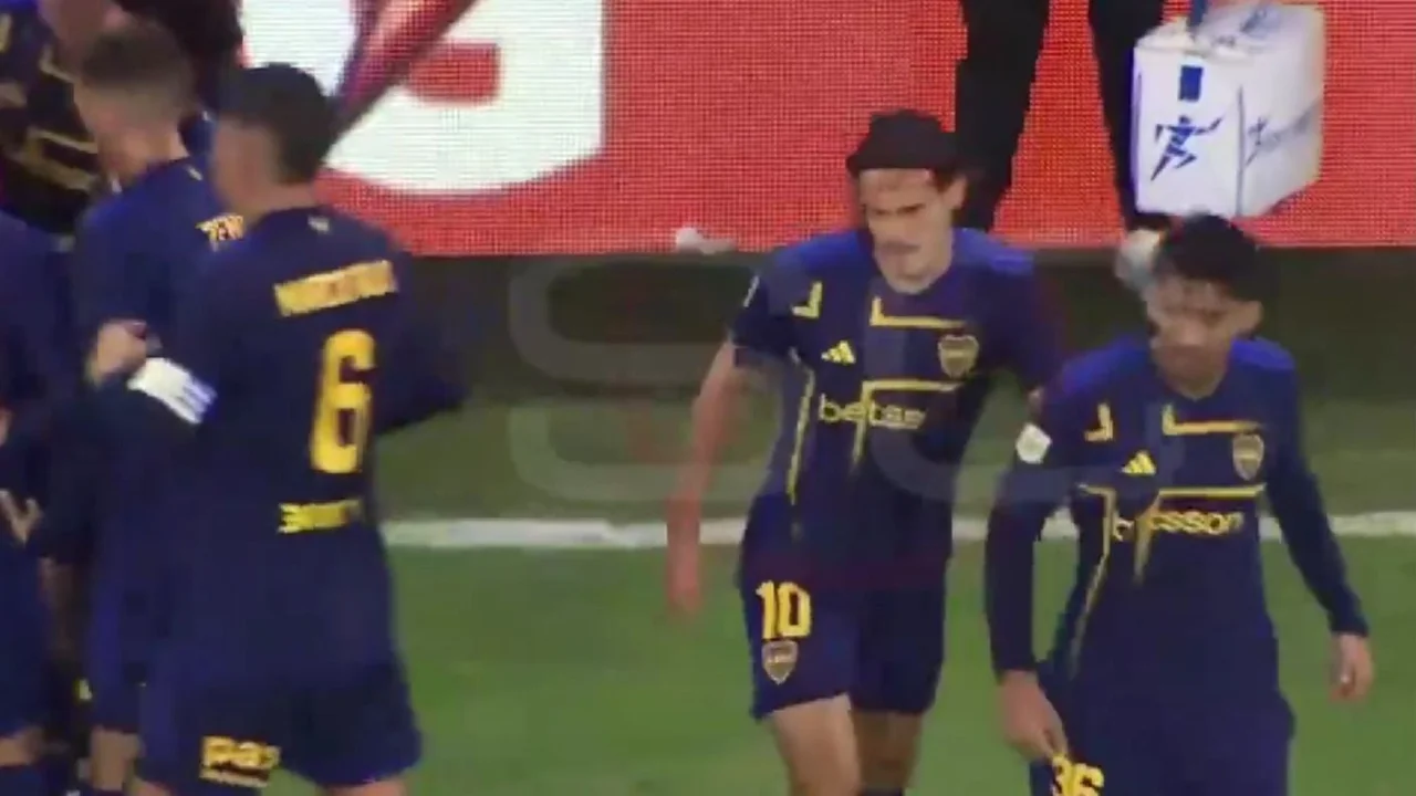 Edinson Cavani Cristian Medina Boca Juniors