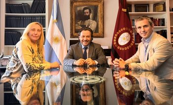 Frenéticas negociaciones: Karina y Menem consiguieron la foto con otro gobernador | Ley bases