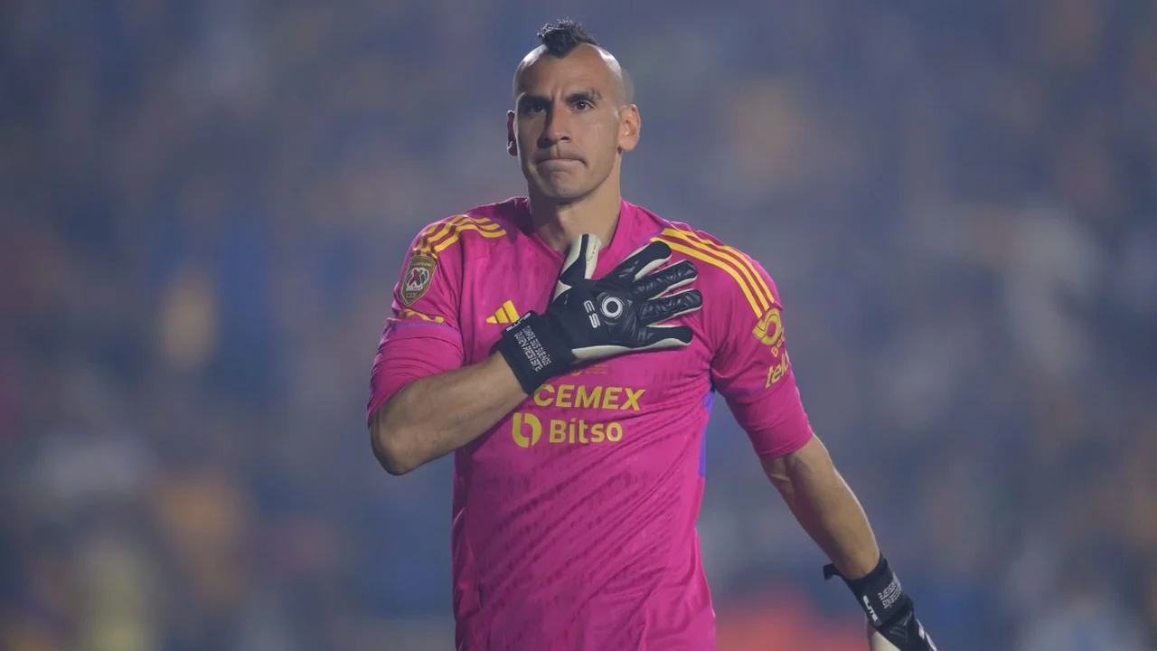 Nahuel "Patón" Guzmán Tigres México