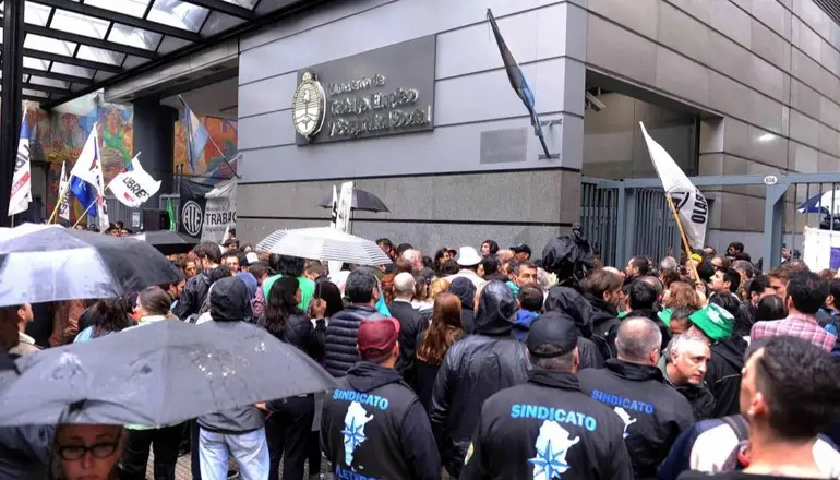 ATE denunció persecución del Ministerio de Justicia y pedidos de retiros voluntarios masivos