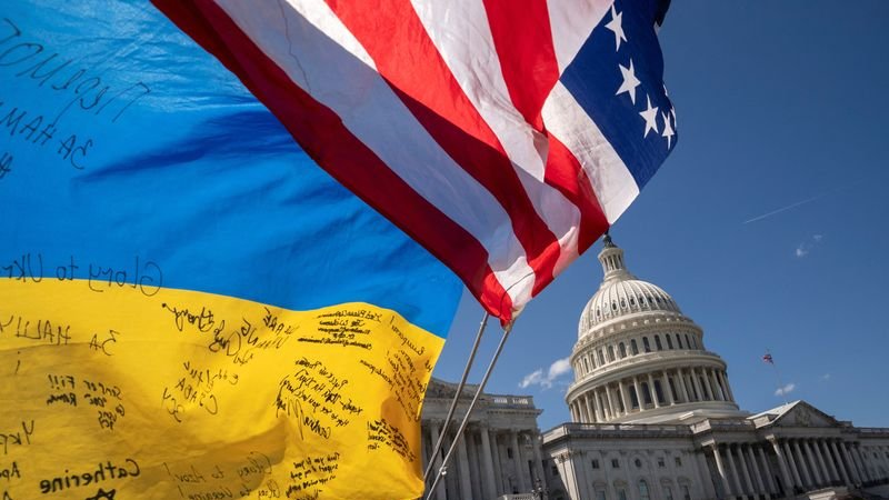 Aprobación de ayuda a Ucrania en Cámara baja EEUU perjudicará a Ucrania y causará más muertes: Kremlin
