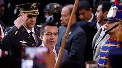 Noboa busca aprobación medidas de seguridad para Ecuador en votación de referendo Noboa busca aprobación medidas de seguridad para Ecuador en votación de referendo