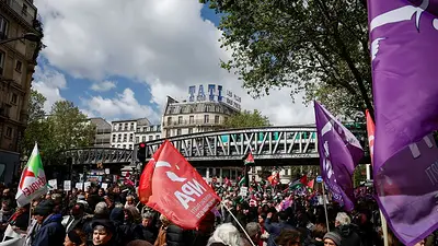 Los parisinos protestan contra la islamofobia en medio de tensiones por guerra en Gaza Los parisinos protestan contra la islamofobia en medio de tensiones por guerra en Gaza