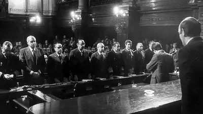 El juicio a las Juntas. El juicio a las Juntas.