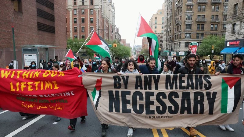 Manifestantes propalestinos son detenidos en Yale, Columbia cancela clases presenciales