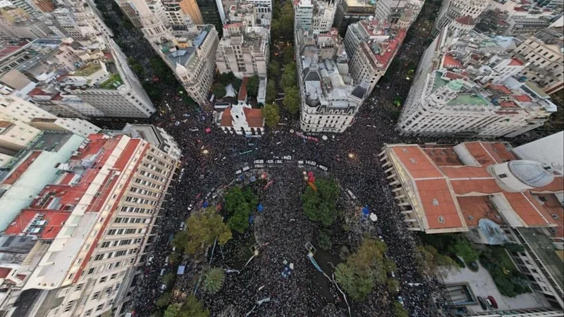 Desde PBA pronosticaron que “la movilización del 1 de mayo va a ser muy masiva”