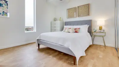Espejos frente a la cama Espejos frente a la cama