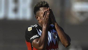 El gol de Borja en River que el VAR anuló por un dudoso offside