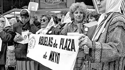 “Abuelas son ellos también”: el área clave de contención de nietos y nietas restituidos “Abuelas son ellos también”: el área clave de contención de nietos y nietas restituidos